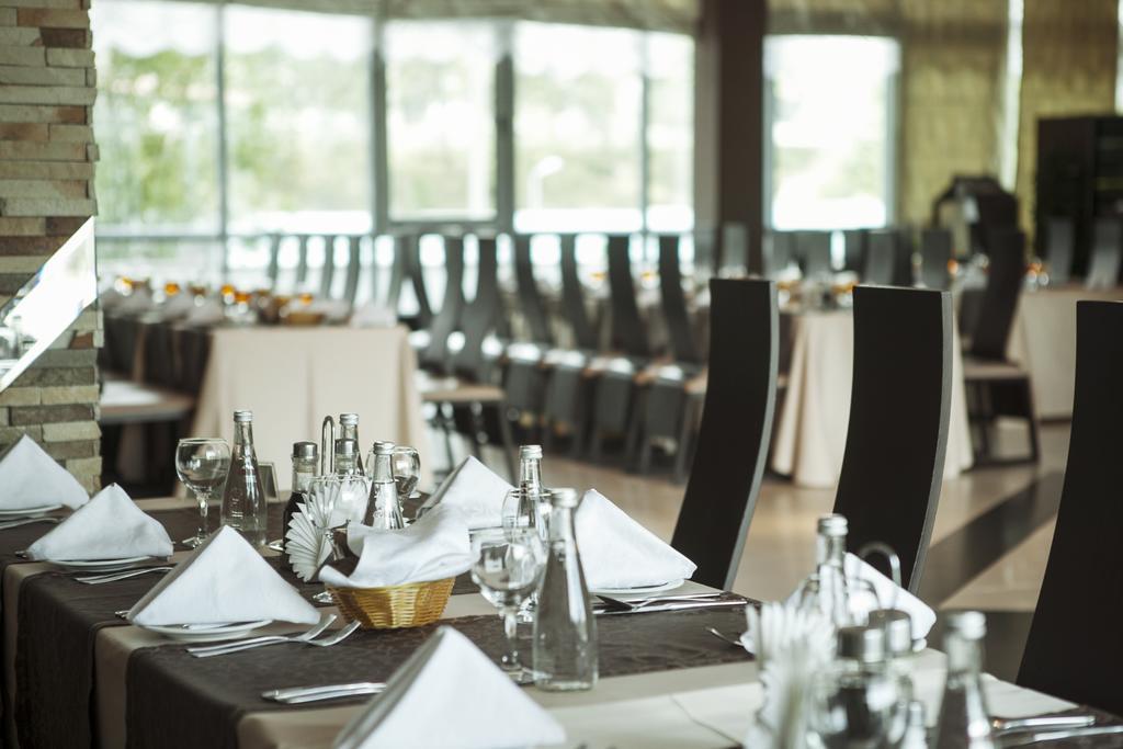 Victoria Hotel & Business Centre Minsk Luaran gambar