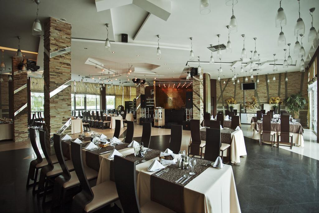 Victoria Hotel & Business Centre Minsk Luaran gambar