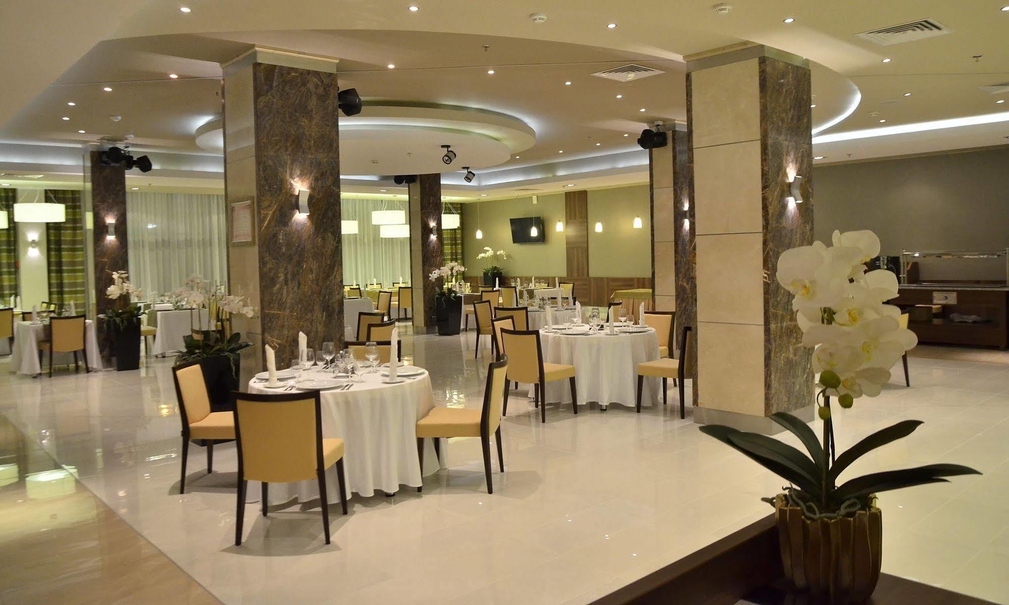 Victoria Hotel & Business Centre Minsk Luaran gambar
