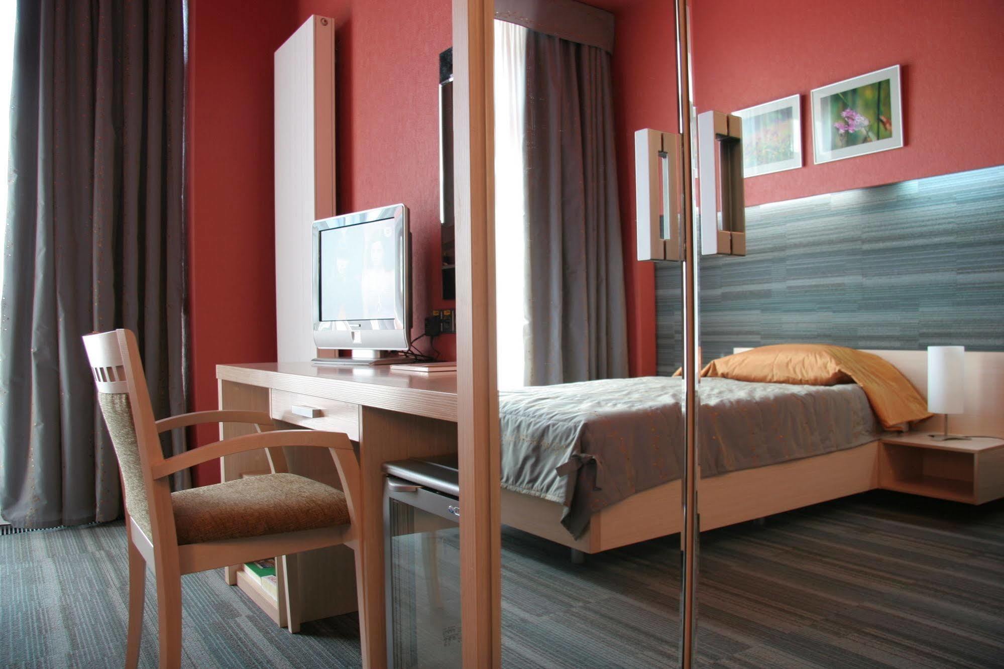 Victoria Hotel & Business Centre Minsk Luaran gambar